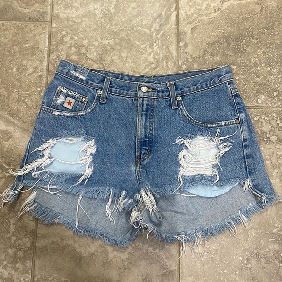Vintage Rockies Women’s High Waist Distressed Denim Short Sz 11 - Picture 1 of 13